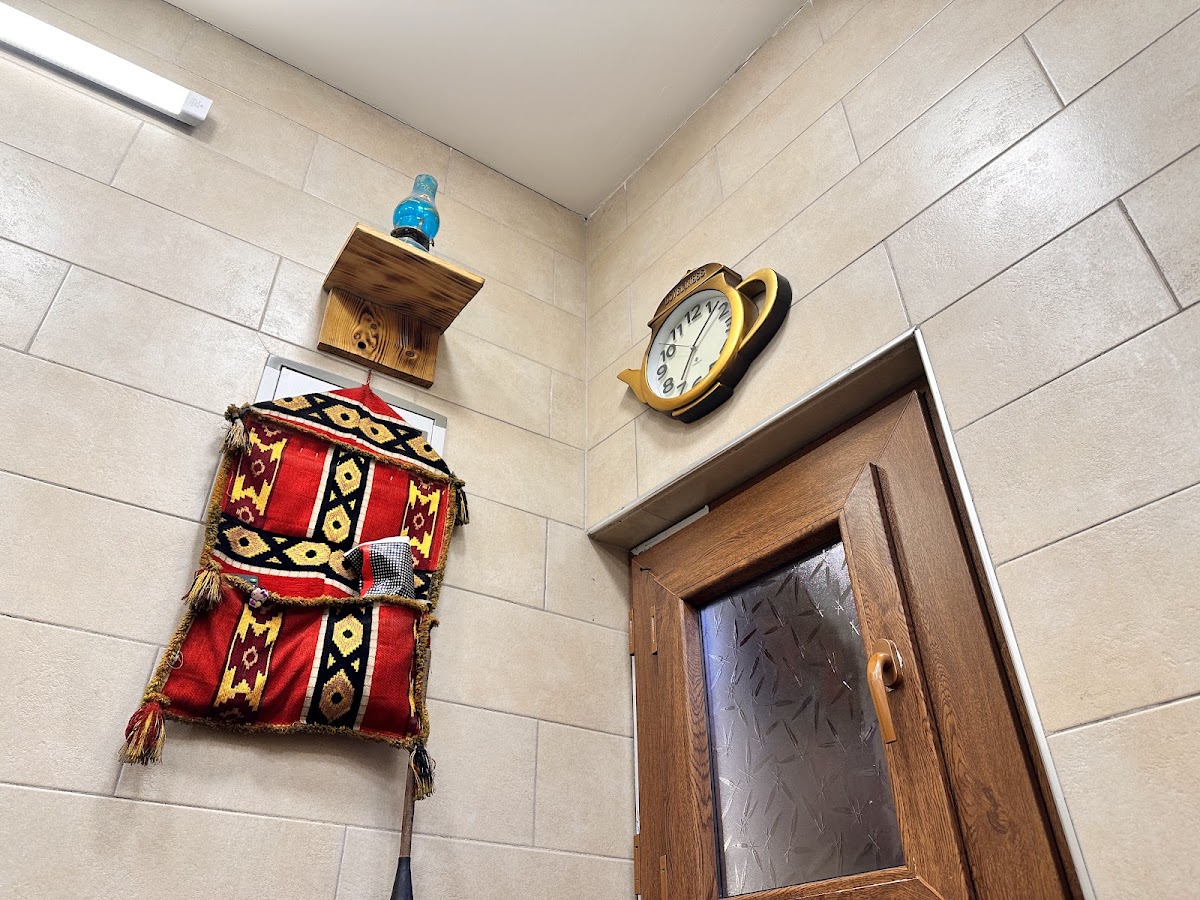 Thirsty Restaurant Photos 2